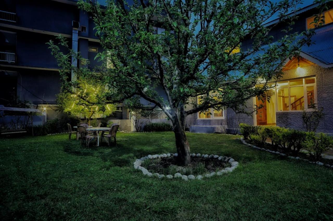 마날리 Grey Moustache 4Bhk 빌라 외부 사진